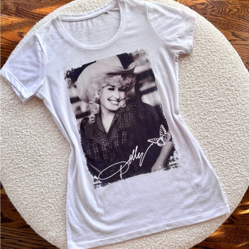 Vintage Y2K Dolly Parton White and Sienna Faded Black and White T-shirt Size Med